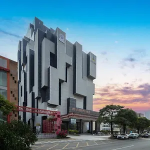 ***** Hotel Avant-garde China